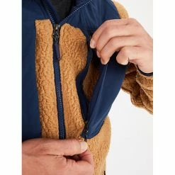 Marmot Men's Wiley Jacket -Camping Wear Shop 10381648x1224532 vAlt image 3