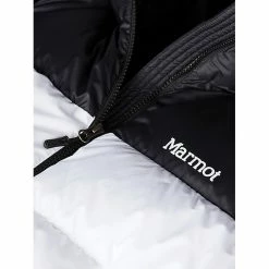 Marmot Women's Guides Down Hoody -Camping Wear Shop 10443375x1036867 vAlt image 1
