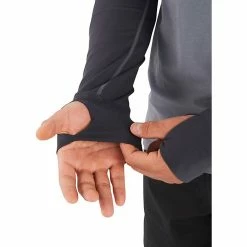 Marmot Men's Baselayer LS Crew Top -Camping Wear Shop 10496770x1198091 vAlt3