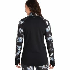 Marmot Women's Baselayer 1/2 Zip Top -Camping Wear Shop 10496768x1224501 vAlt2