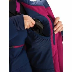 Marmot Women's Pace Jacket -Camping Wear Shop 10496885x1224495 vAlt4